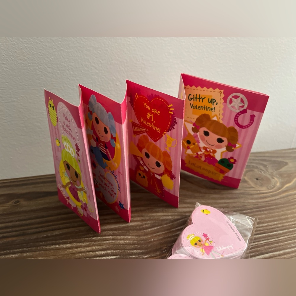 NEW Lalaoopsy Sew Magical Sew Cute 16 Valentines with 16 Notepads - Picture 5 of 7